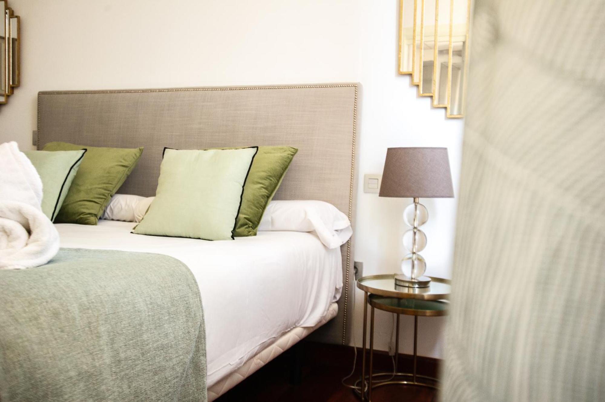 Azz Sevilla Torre De La Plata Apartamentos Dış mekan fotoğraf