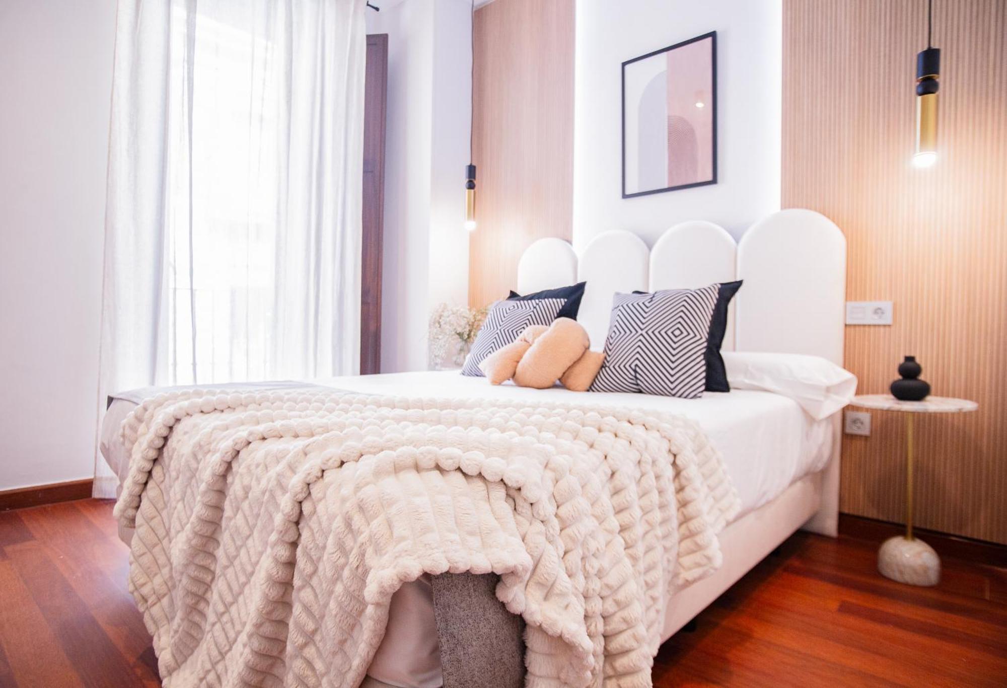 Azz Sevilla Torre De La Plata Apartamentos Dış mekan fotoğraf