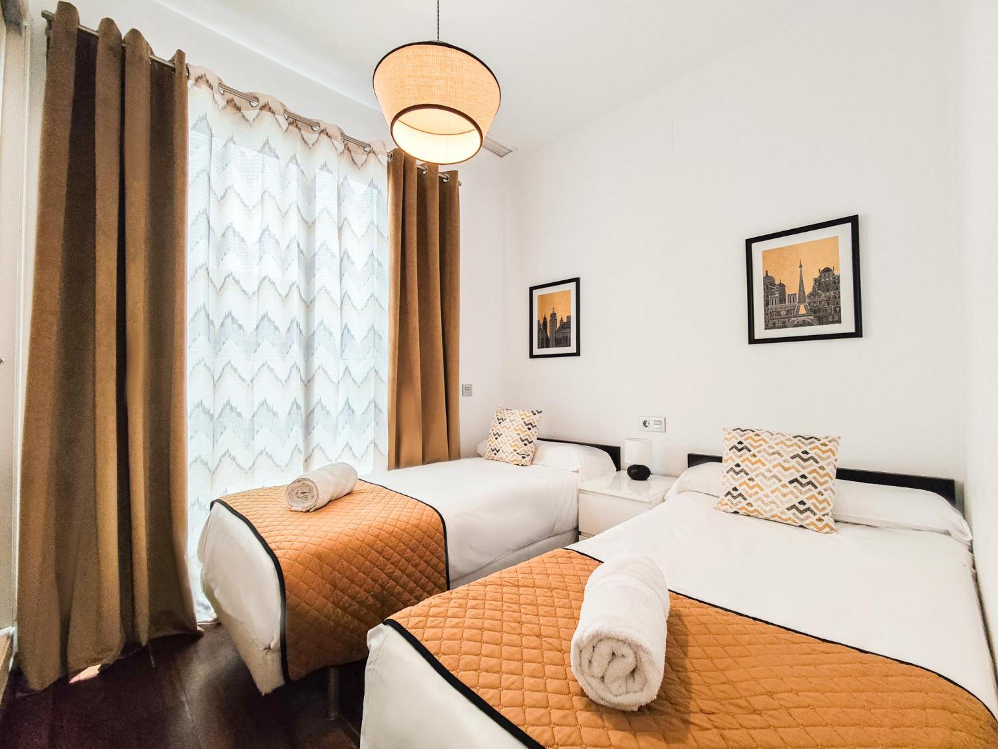 Azz Sevilla Torre De La Plata Apartamentos Dış mekan fotoğraf