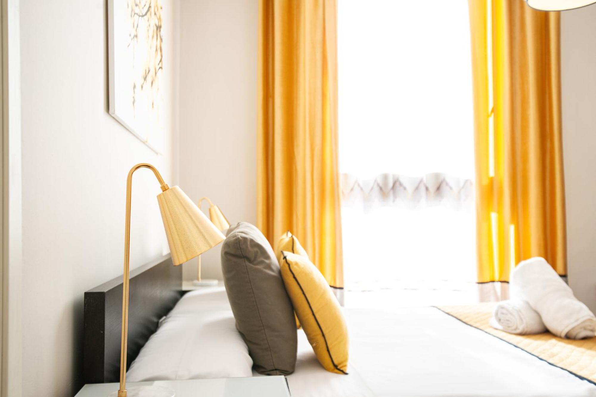 Azz Sevilla Torre De La Plata Apartamentos Dış mekan fotoğraf