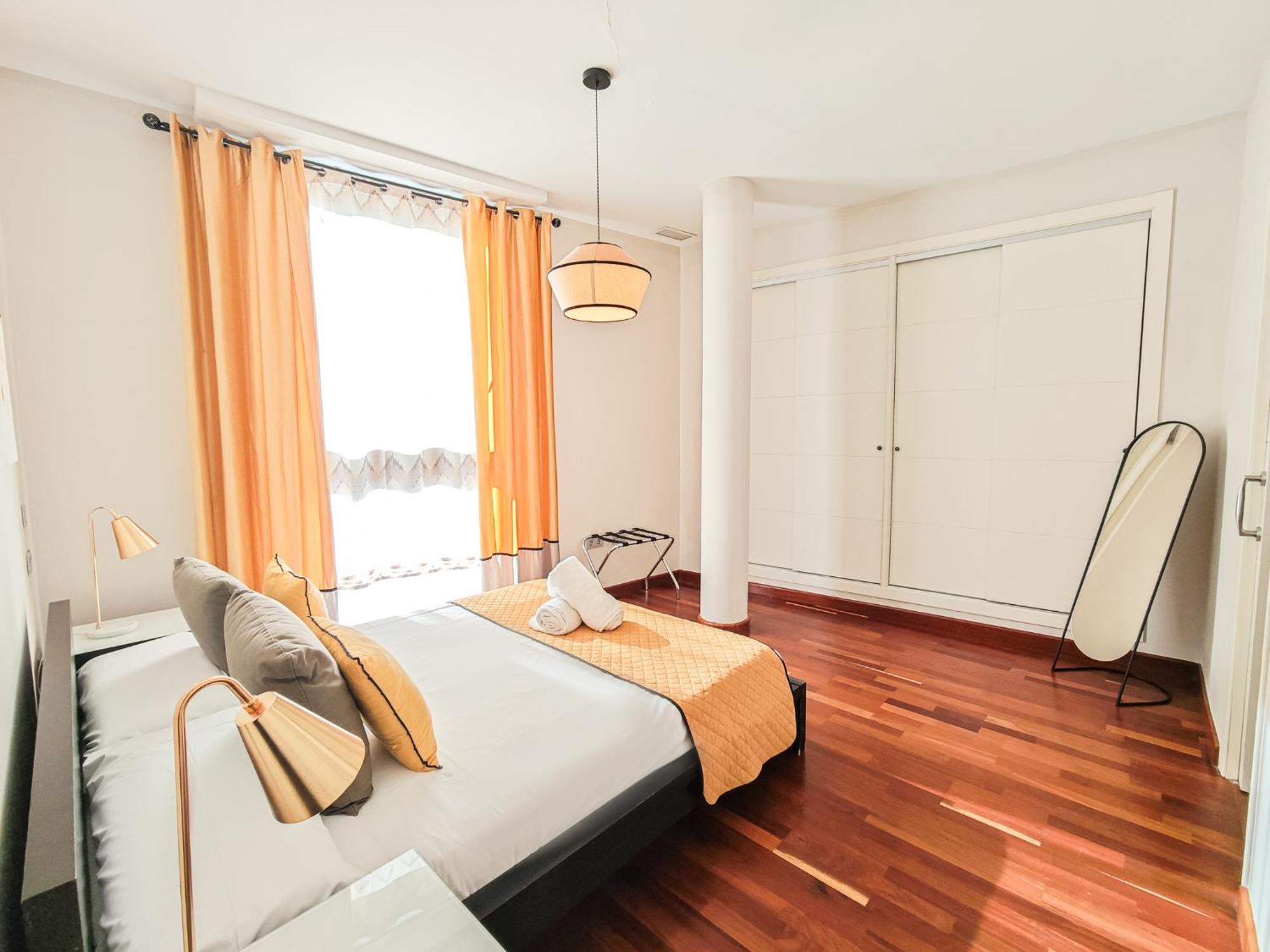 Azz Sevilla Torre De La Plata Apartamentos Dış mekan fotoğraf