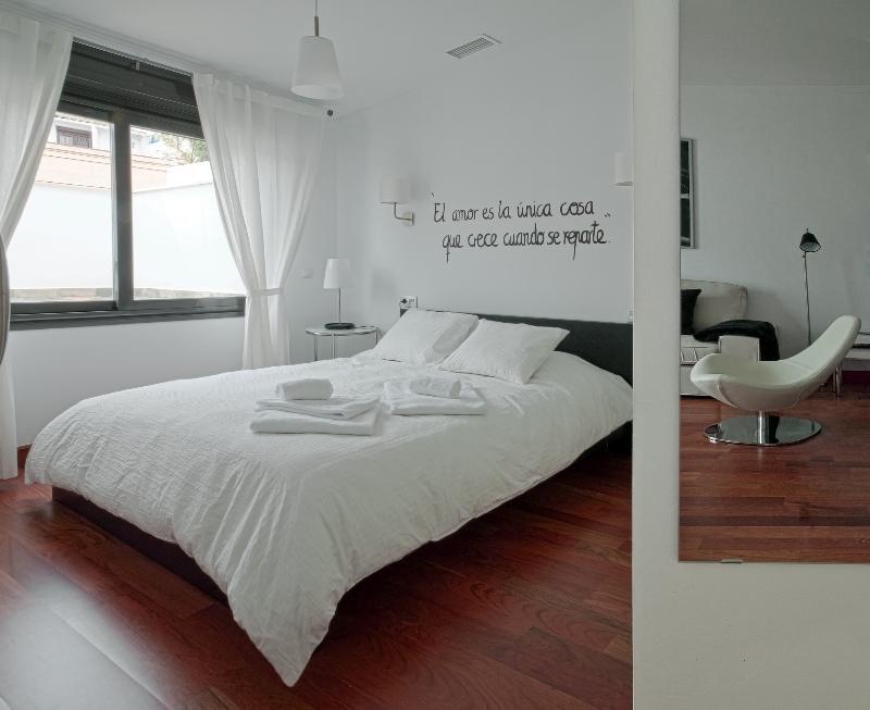 Azz Sevilla Torre De La Plata Apartamentos Dış mekan fotoğraf